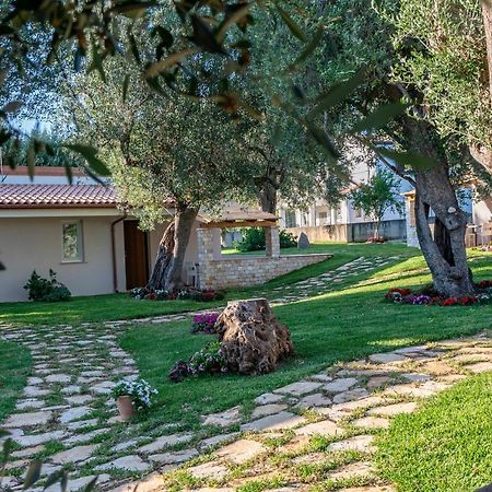 מרינה די קמרוטה Il Mirto Residence מראה חיצוני תמונה