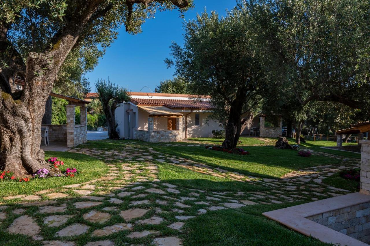 מרינה די קמרוטה Il Mirto Residence מראה חיצוני תמונה
