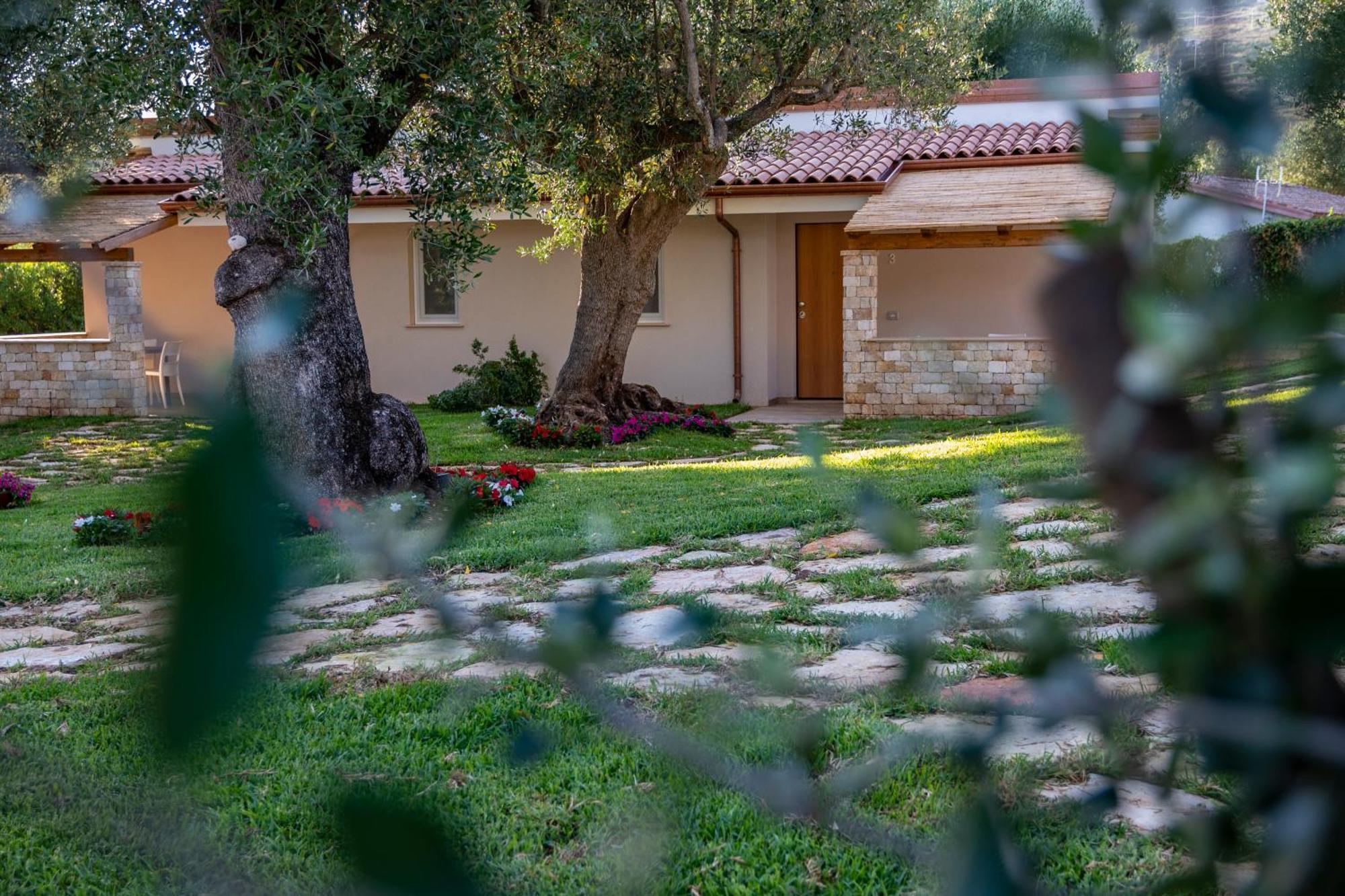 מרינה די קמרוטה Il Mirto Residence מראה חיצוני תמונה